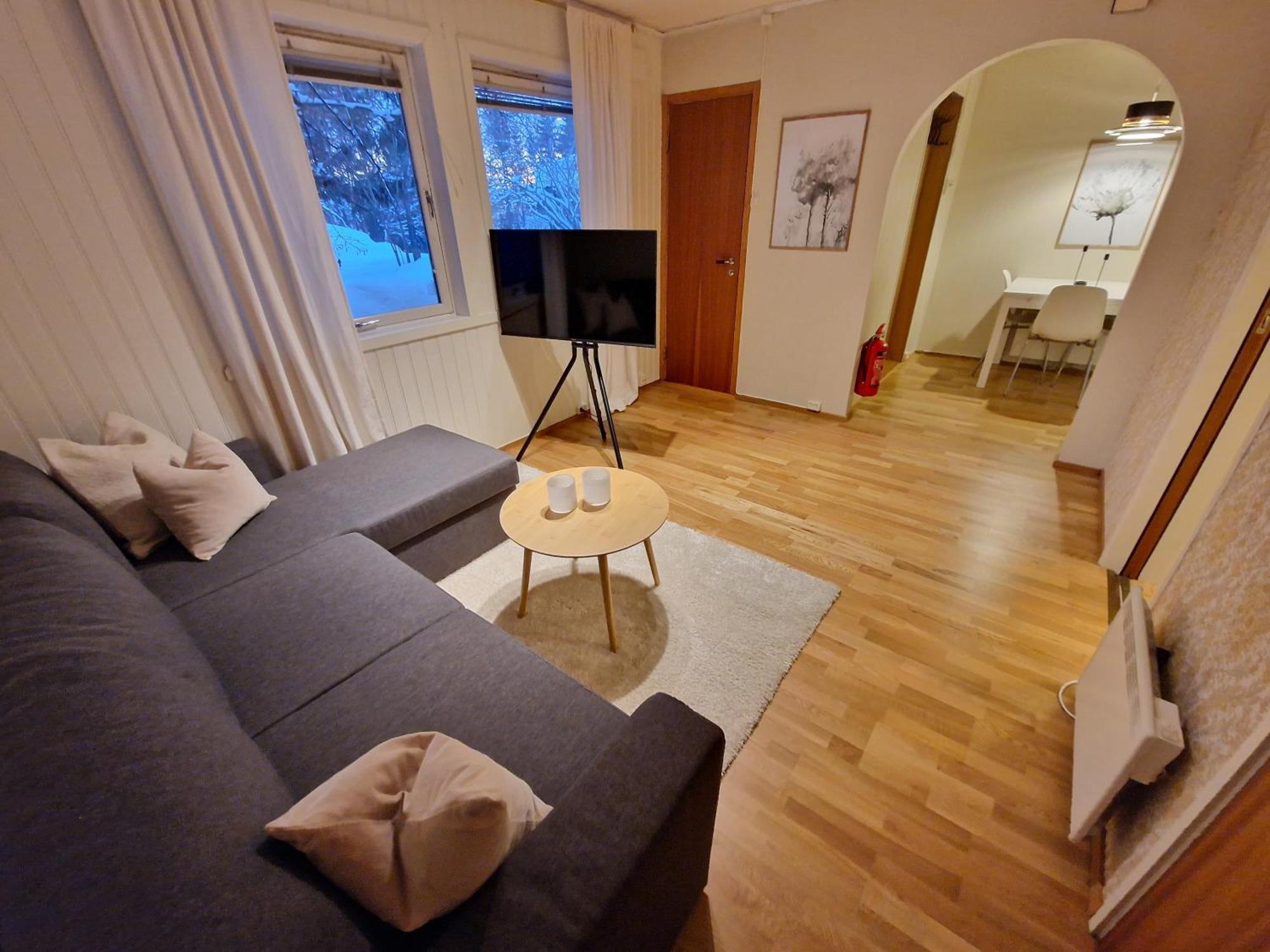 With Free Parking Apartment Tromso