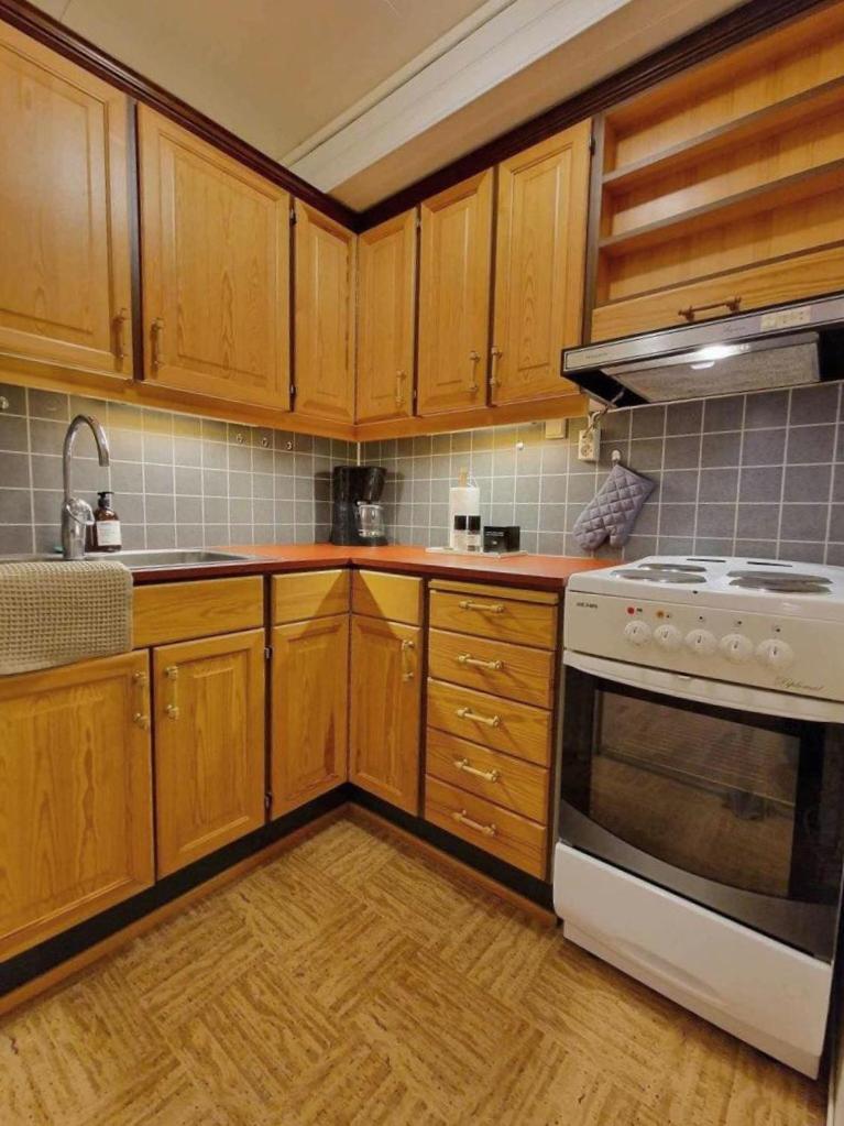 Apartment With Free Parking