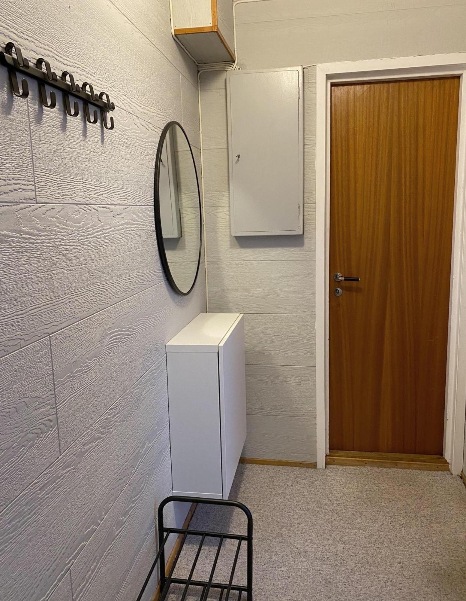 With Free Parking Apartment *
